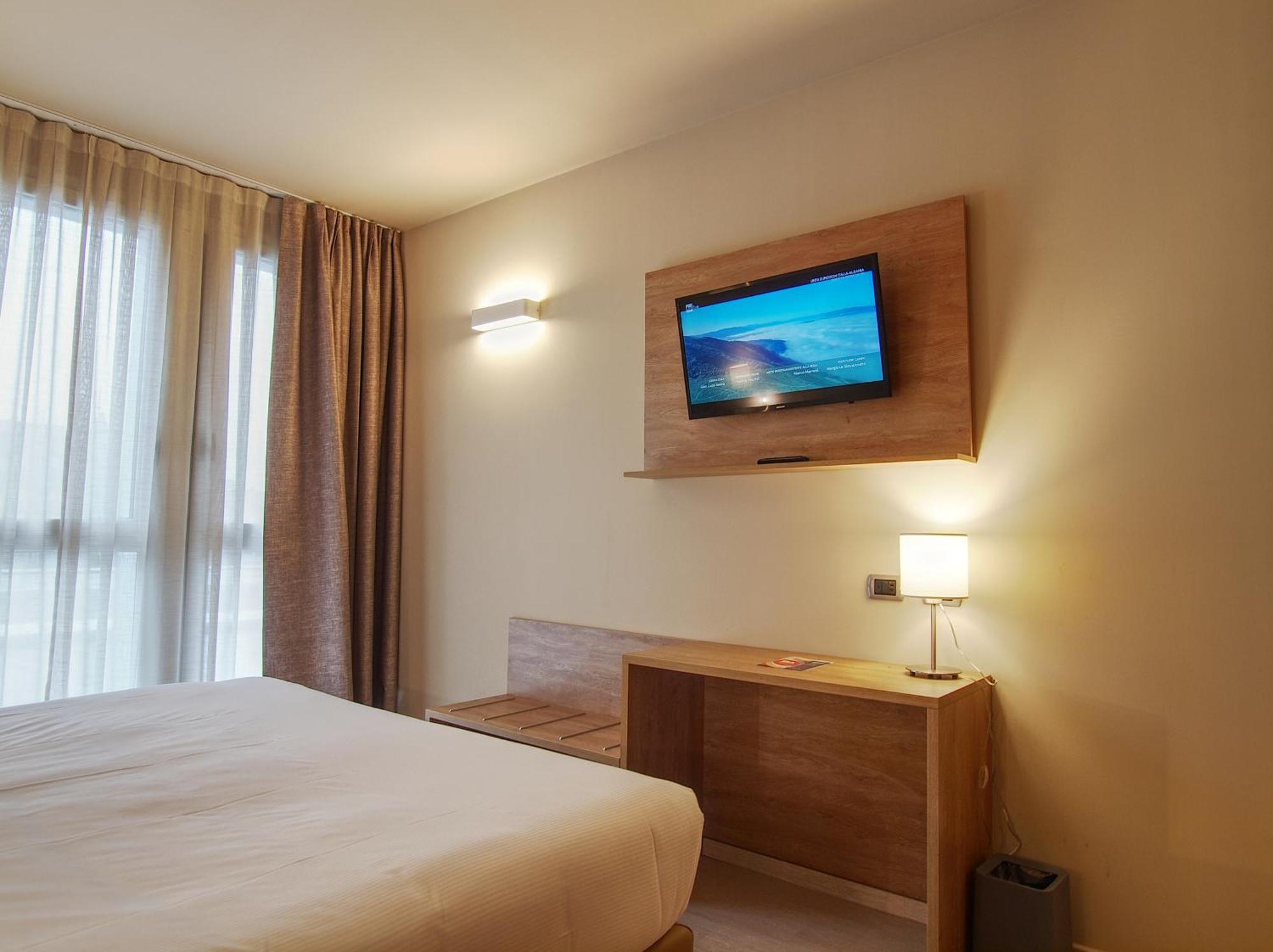 Tower Hotel Malpensa Busto Arsizio Ngoại thất bức ảnh